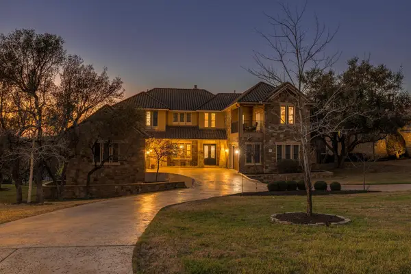 104 Bella Strada Cv, Austin, TX 78734