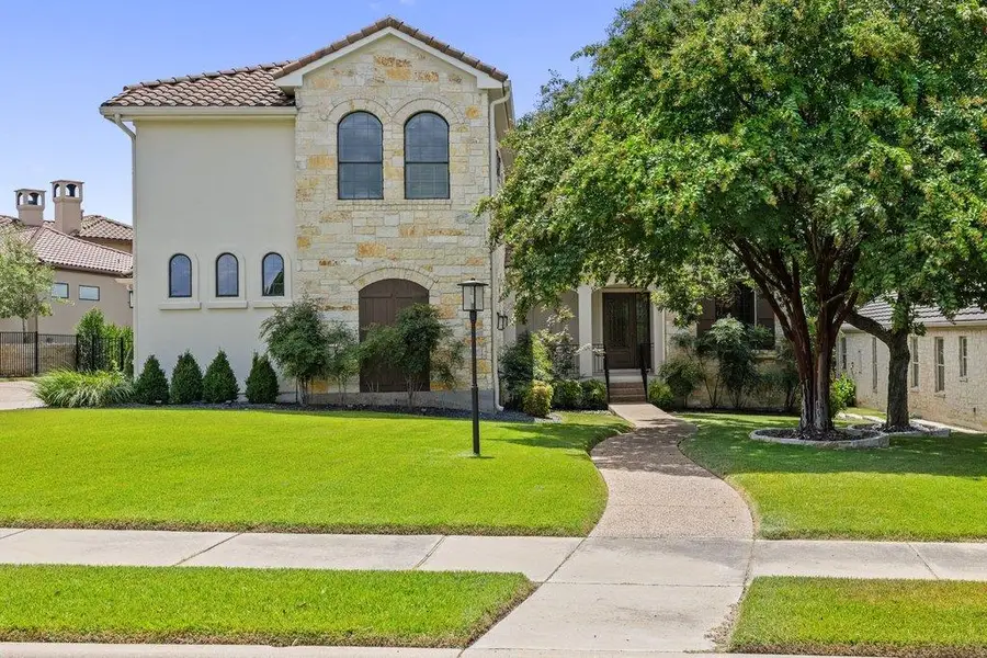 114 Golden Bear Dr, Austin, TX 78738 - #2