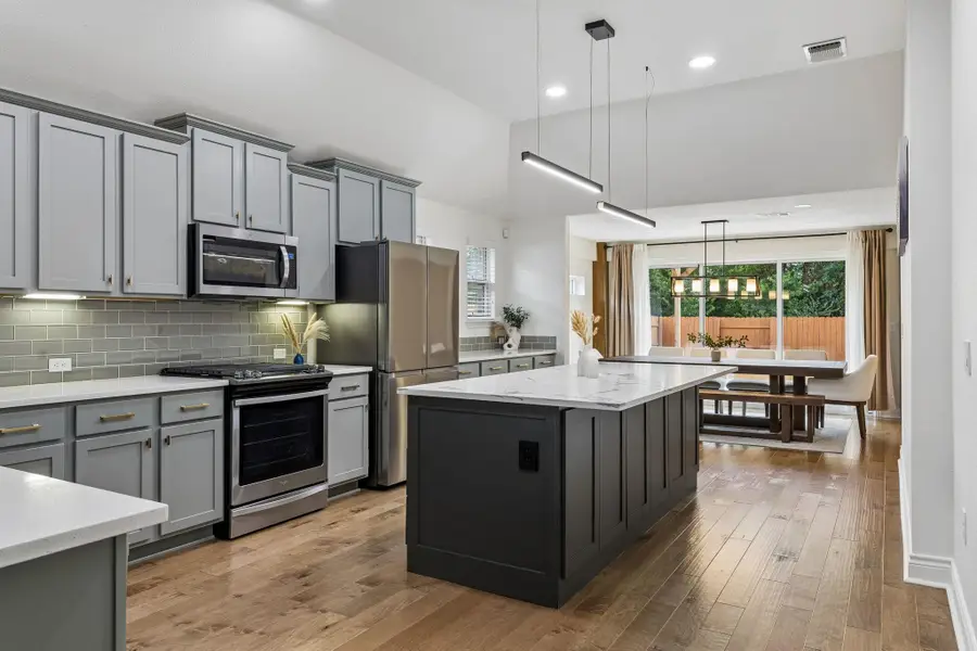 7705 Barbary Ct, Austin, TX 78744 - #3