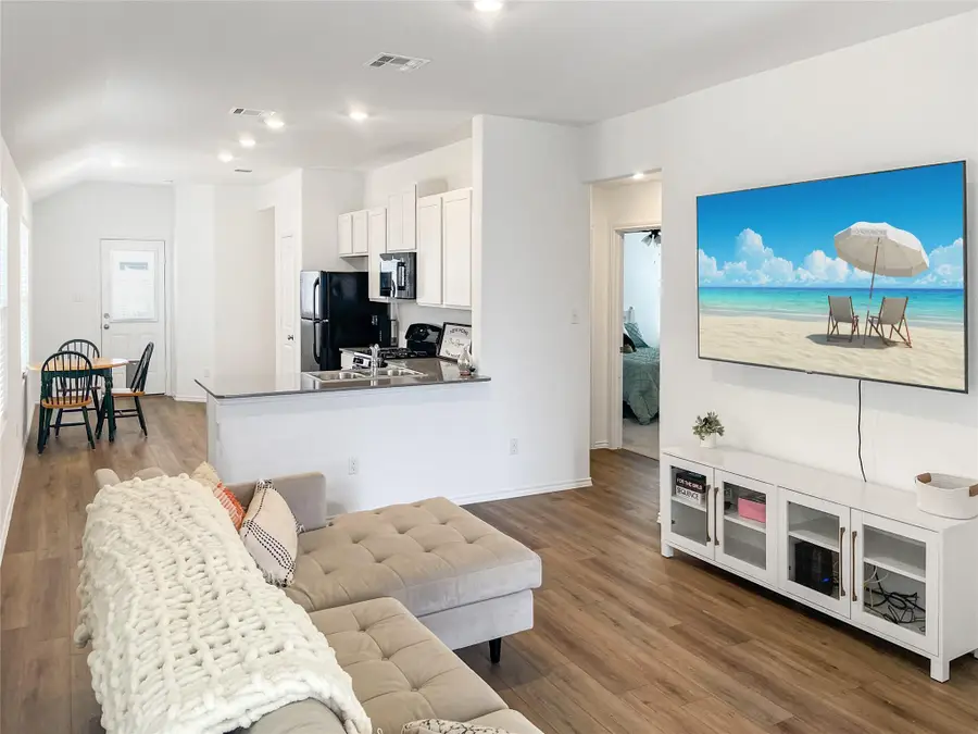 126 Allegro Dr, Hutto, TX 78634 - #3