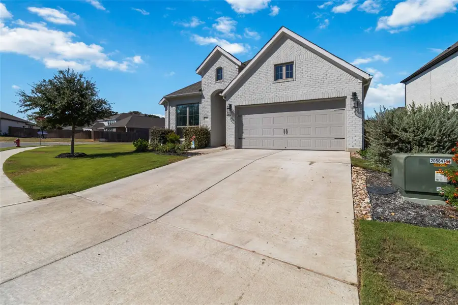 136 Ironbark Bnd, Bastrop, TX 78602 - Image #2
