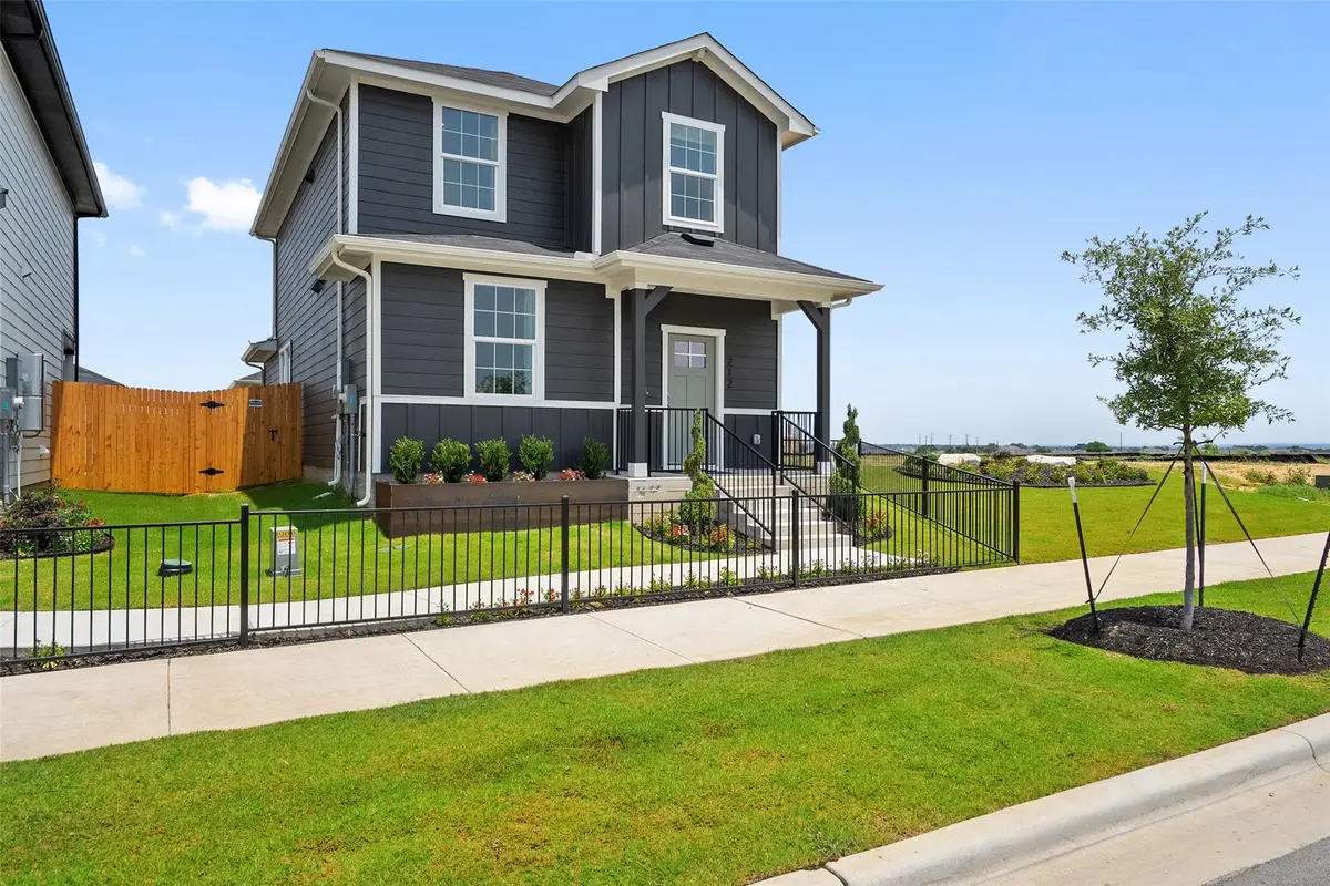 303 Santo Domingo Rd, Bastrop, TX 78602 - Image #1