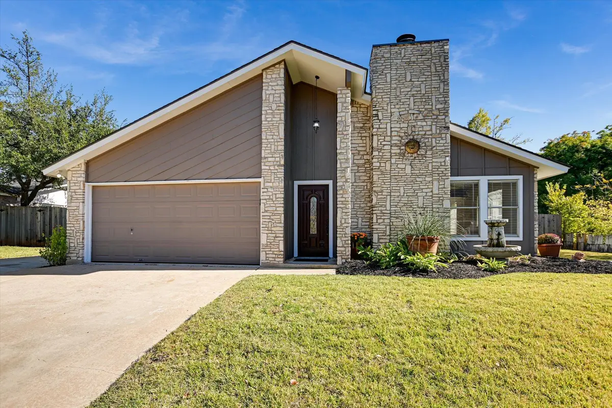 503 Parkview Dr, Round Rock, TX 78681 - #1