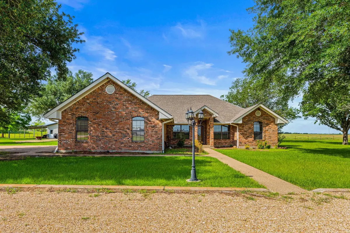 11077 County Road 440, Thorndale, TX 76577 - #1
