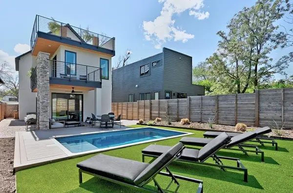 2510 E 4th St #2, Austin, TX 78702
