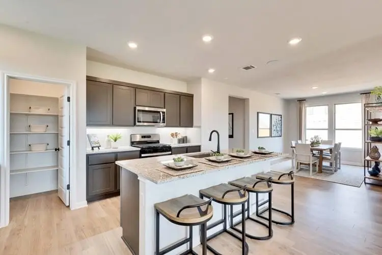 13102 Triple Jet Dr, Buda, TX 78610 - Image #2