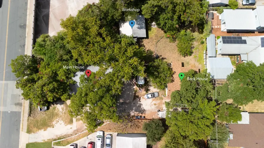 920 Shady Ln, Austin, TX 78702 - #2