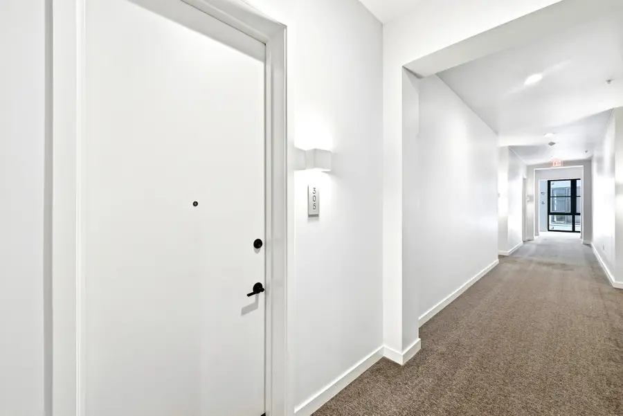800 Embassy Dr #305, Austin, TX 78702 - #3