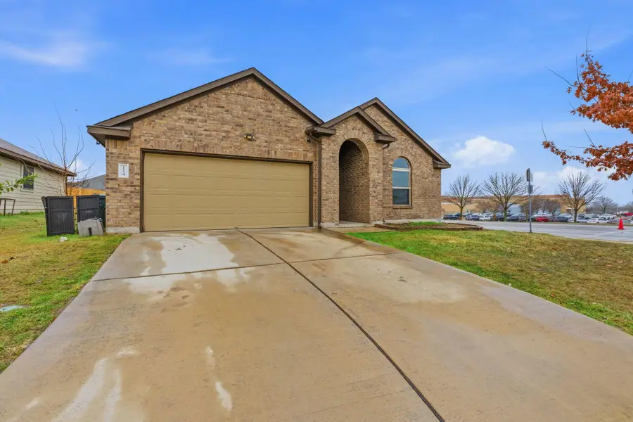 114 Painted Desert Ln, Buda, TX 78610 - Image #3