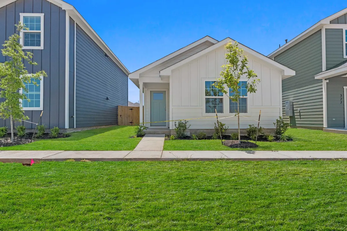320 Nizao Ln, Bastrop, TX 78602 - #1