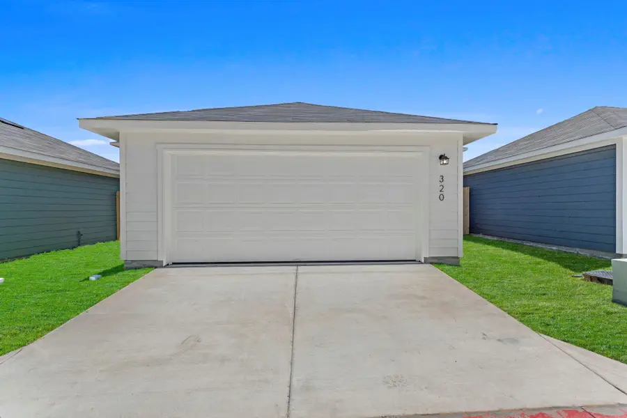 320 Nizao Ln, Bastrop, TX 78602 - #2