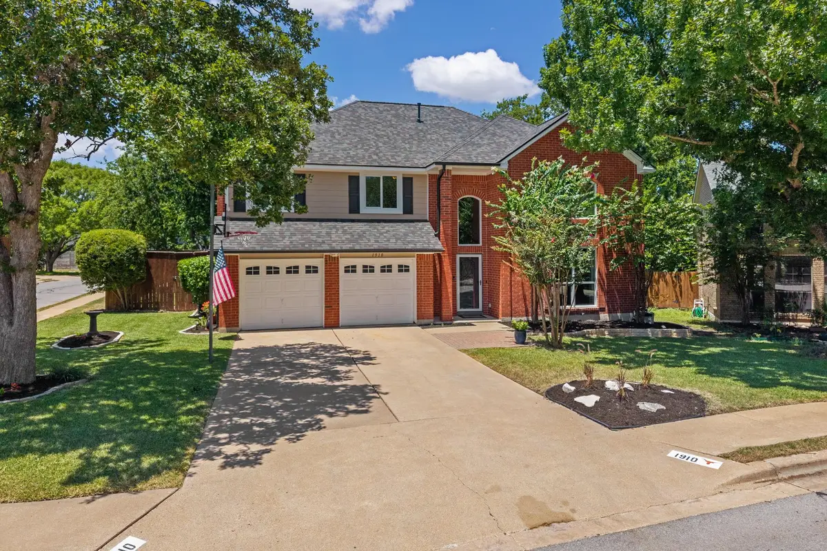 1910 Springwater Dr, Round Rock, TX 78681 - #1