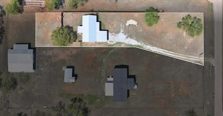 243 E Flag Creek Ranch Rd, Llano, TX 78643 - #2