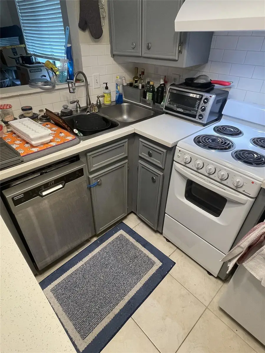 4411 Guadalupe St #13, Austin, TX 78751 - #2