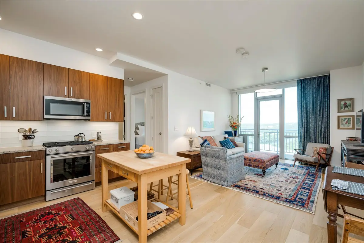 222 West Ave #2710, Austin, TX 78701 - Image #1