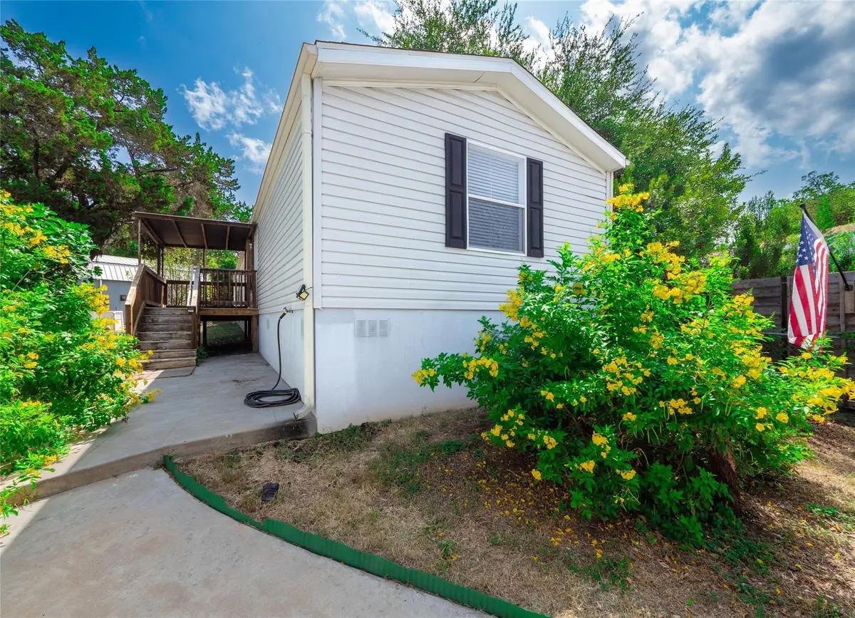 21302 Choctaw Cv, Lago Vista, TX 78645 - #1