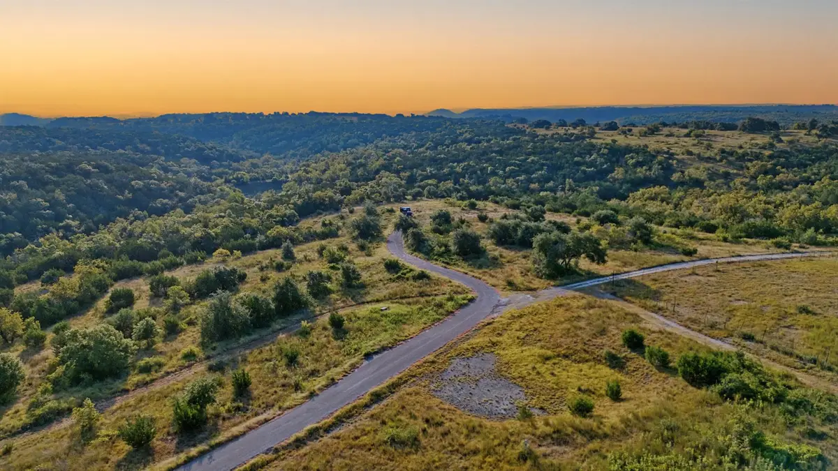 753 W Sunset Dr, Johnson City, TX 78636 - Image #1