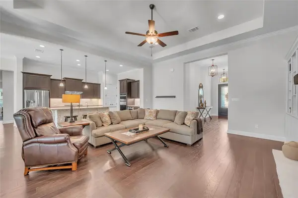 18609 Expedition Trl, Lago Vista, TX 78645