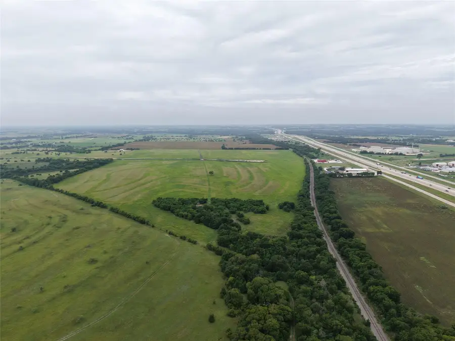 532 E Hillyard Rd, Troy, TX 76579 - Image #3