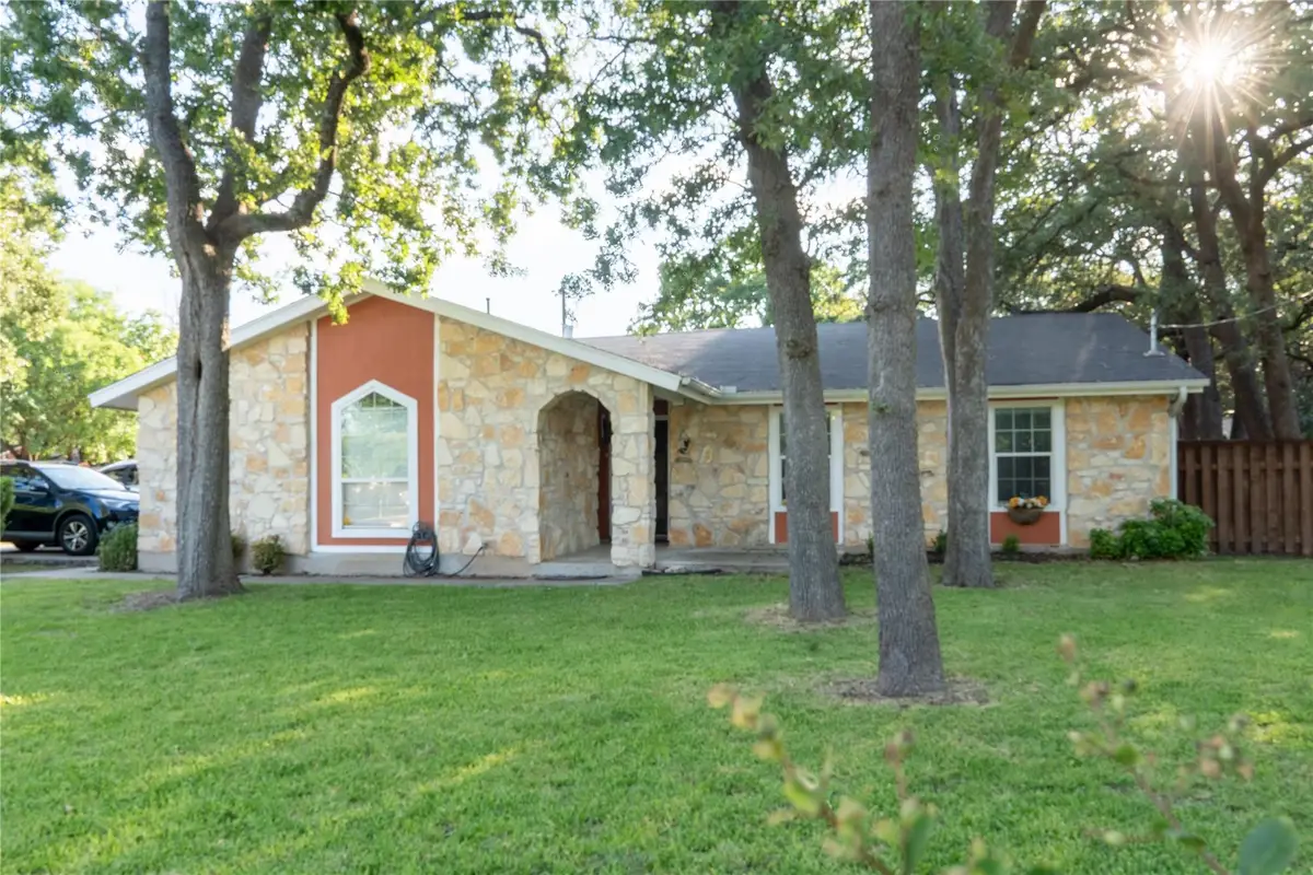 2107 Emerald Isle Dr, Leander, TX 78641 - #1