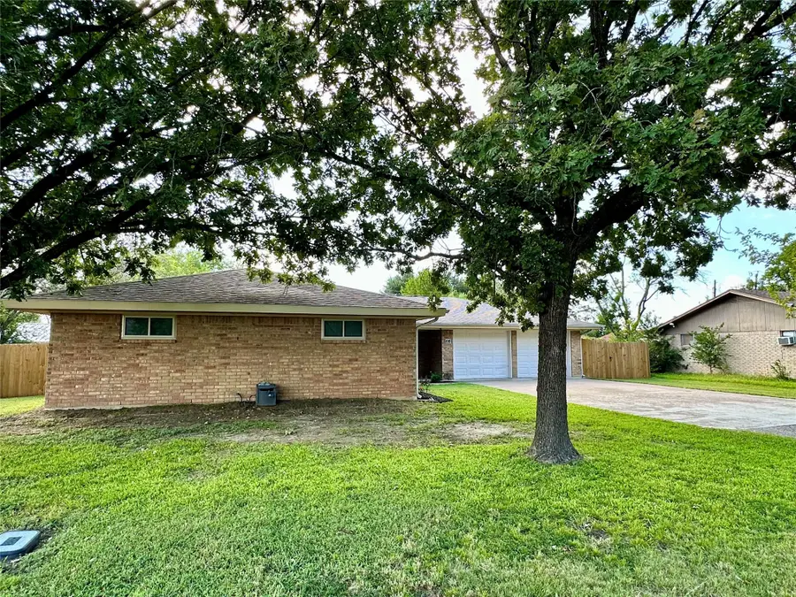 108 S Sunshine Ln, Little River Academy, TX 76554 - Image #2