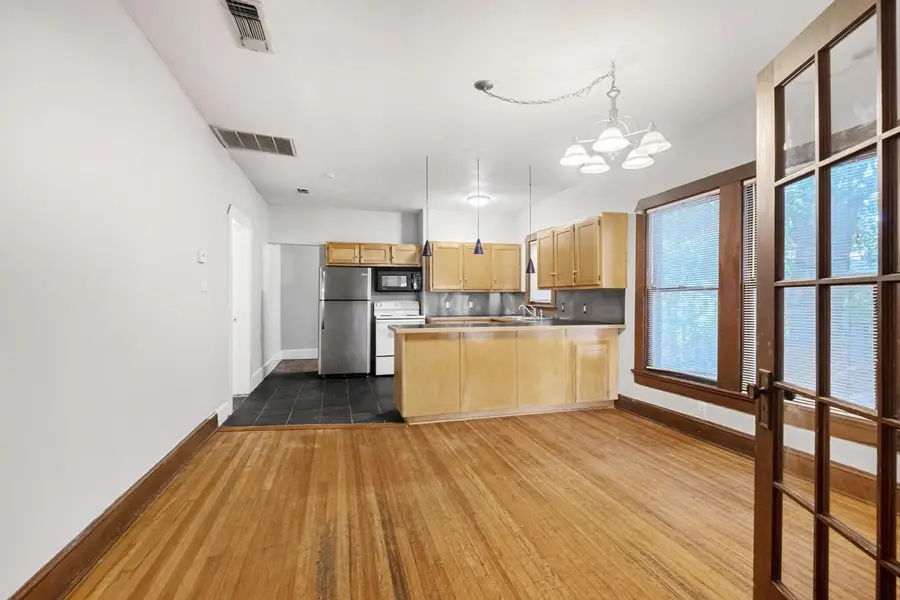 807 E 45 St, Austin, TX 78751 - #3