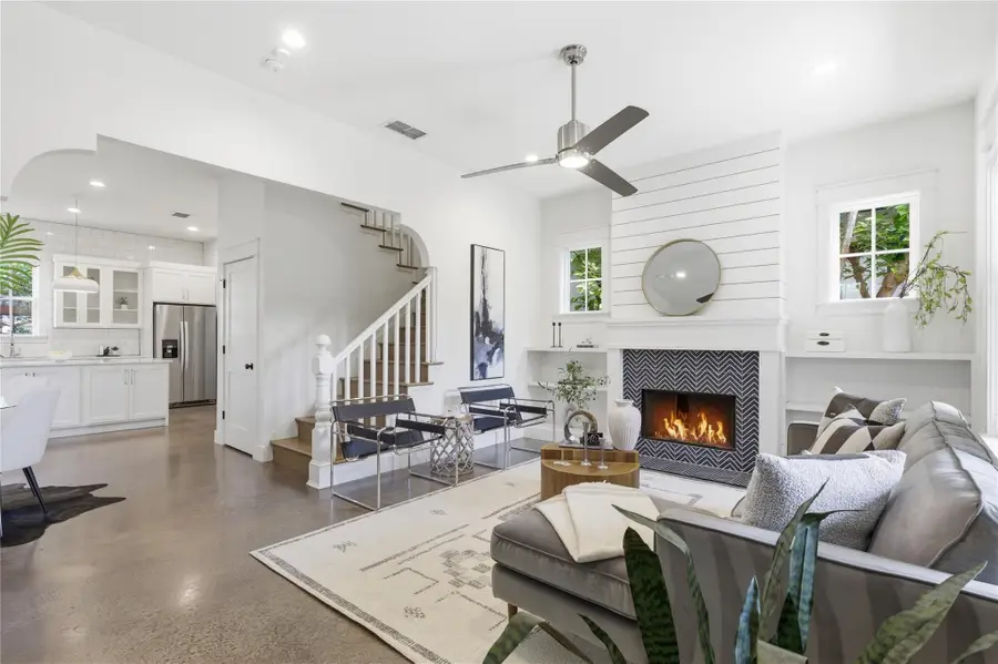 1309 Cedar Ave, Austin, TX 78702 - #2