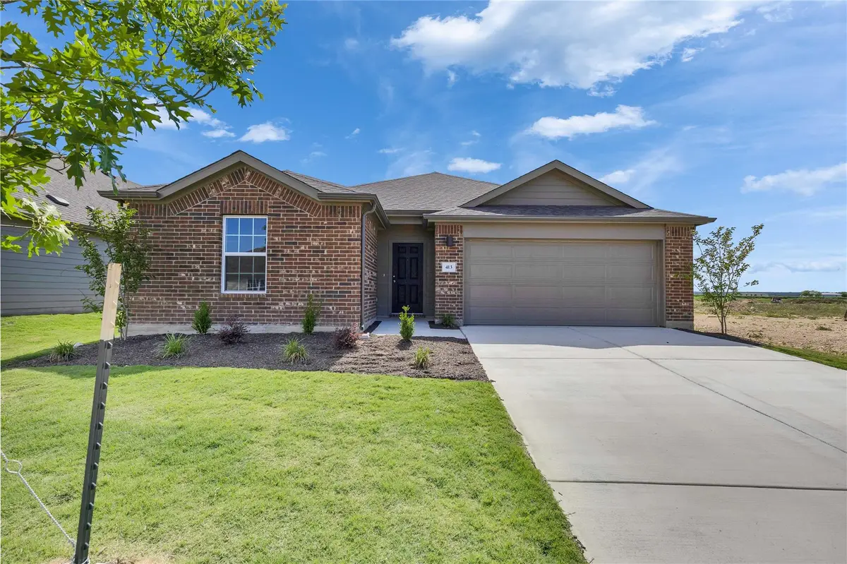 413 Red Wolf Dr, Jarrell, TX 76537 - Image #1