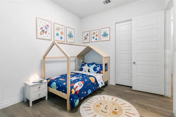 425 Juana Way St, New Braunfels, TX 78132