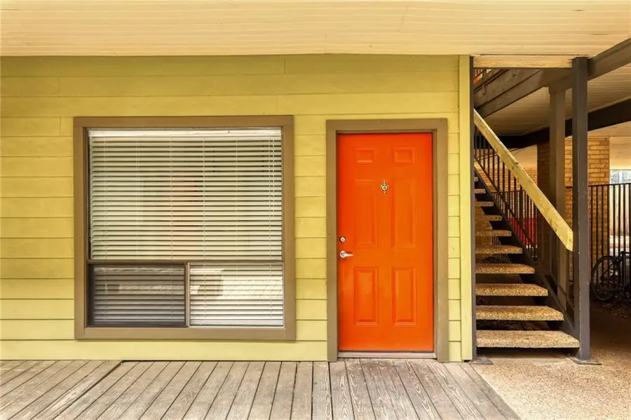 908 Poplar St #105, Austin, TX 78705 - #3