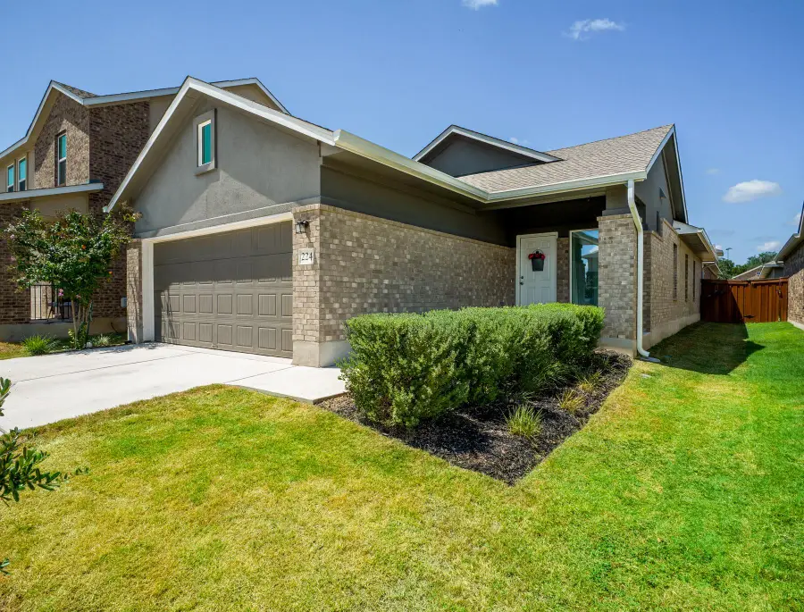 224 Grey Slate Ave, Marble Falls, TX 78654 - #3