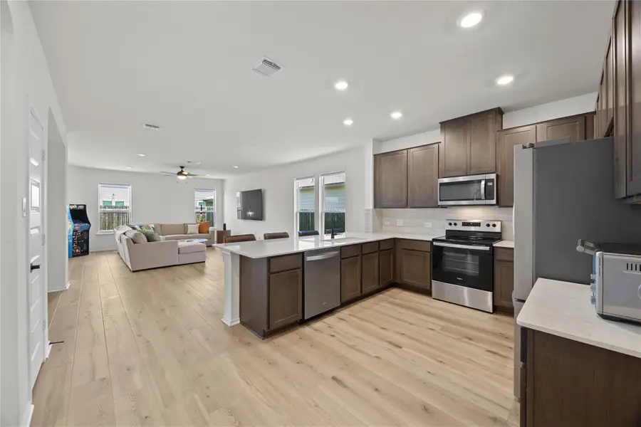 137 Lost Treasure Ter, Georgetown, TX 78628 - #3