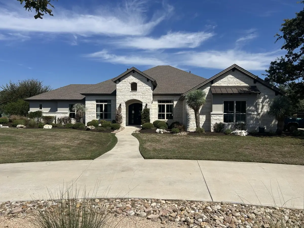 200 Creek Crossing Dr, Georgetown, TX 78628 - #1
