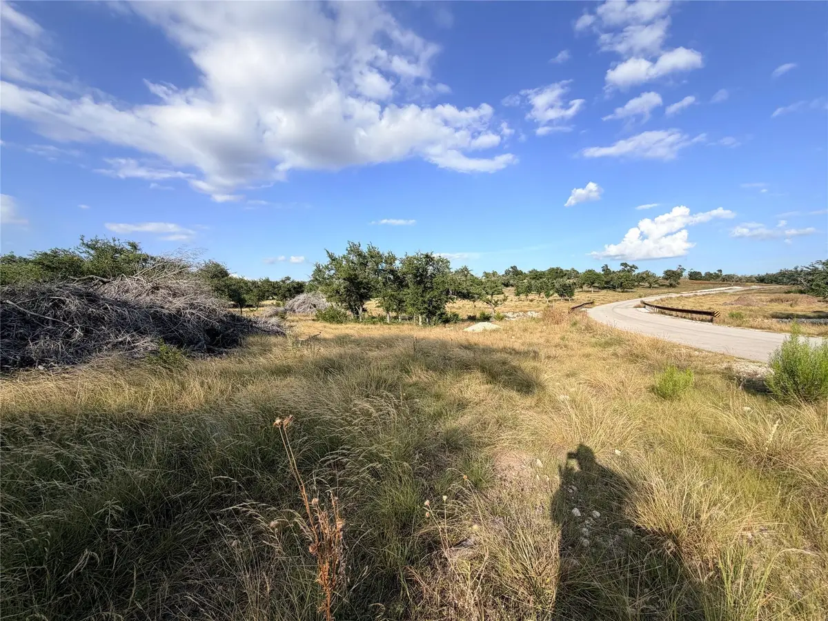 285 Brooklyn Dr, Mountain Home, TX 78058 - #1
