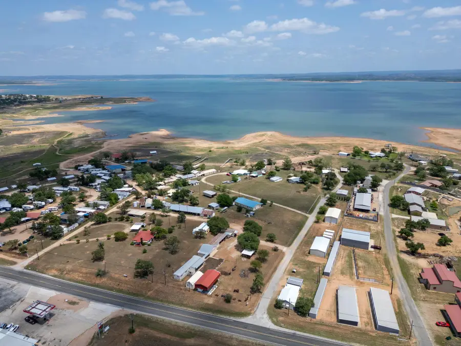 128 Golden Harvest Dr, Buchanan Dam, TX 78609 - Image #3