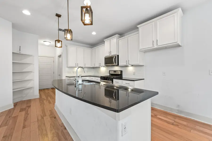 5900 Swayden Ln, Austin, TX 78745 - #2