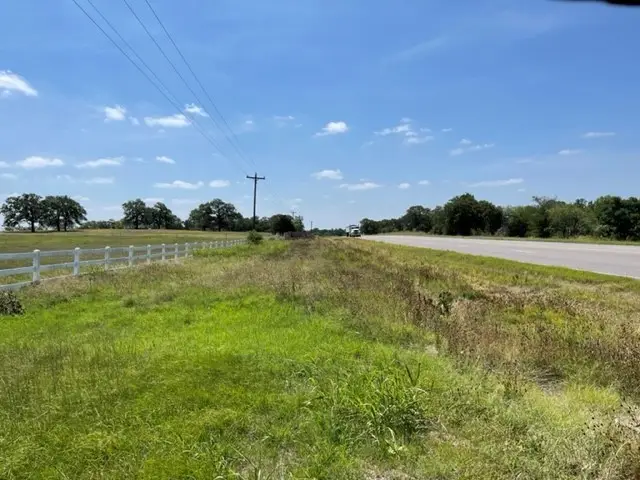 1583 S Us Highway 77 Highway, Giddings, TX 78942 - Image #3