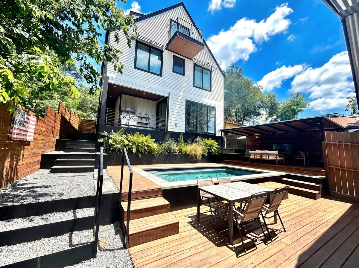1914 E 8th St, Austin, TX 78702 - #1