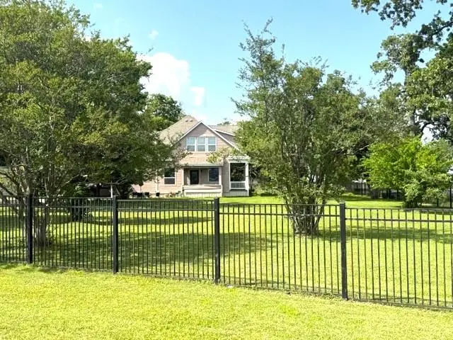 3202 N Travis, Cameron, TX 76520 - #3