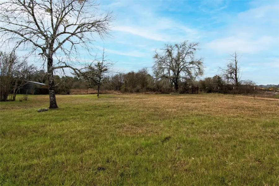 5431 N Hwy 77, La Grange, TX 78945 - Image #2