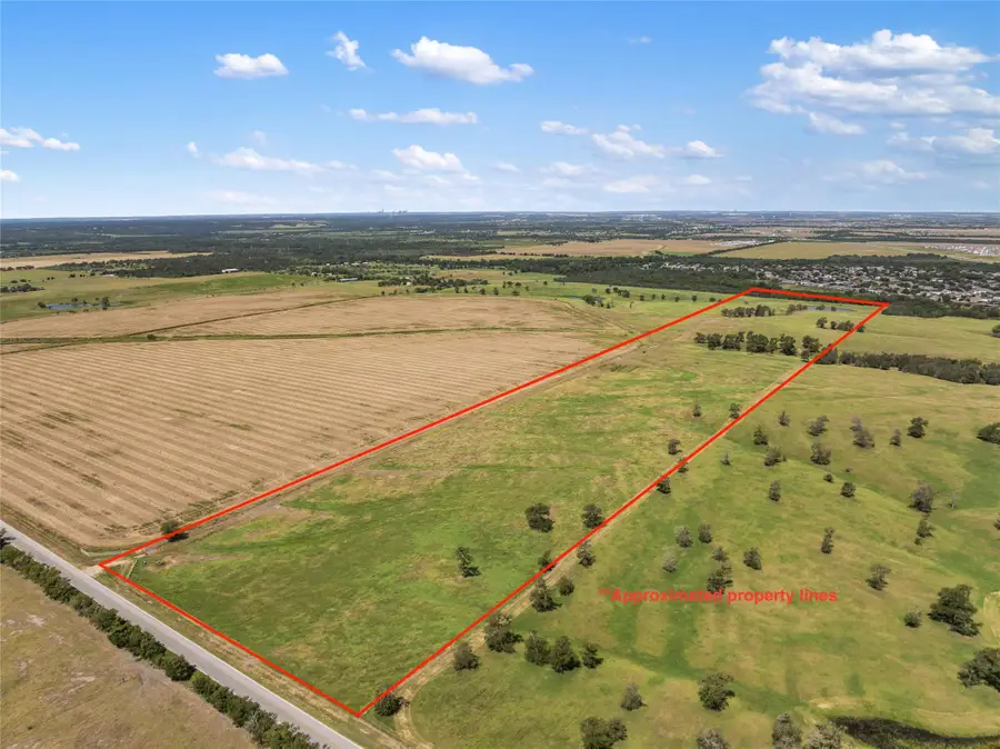 12500 County Line Rd, Elgin, TX 78621 - Image #2