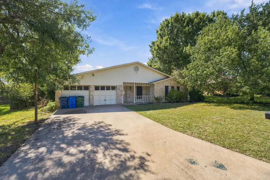 2105 Mildred Dr, Taylor, TX 76574 - #2