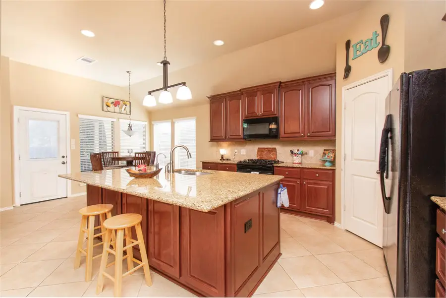 947 Madrone Dr, Georgetown, TX 78628 - Image #2
