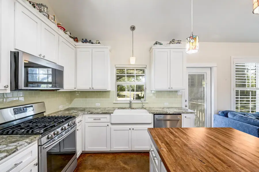 10105 Little Creek Cir, Dripping Springs, TX 78620 - #3