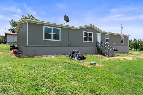 1200 Apache Dr, Burnet, TX 78611