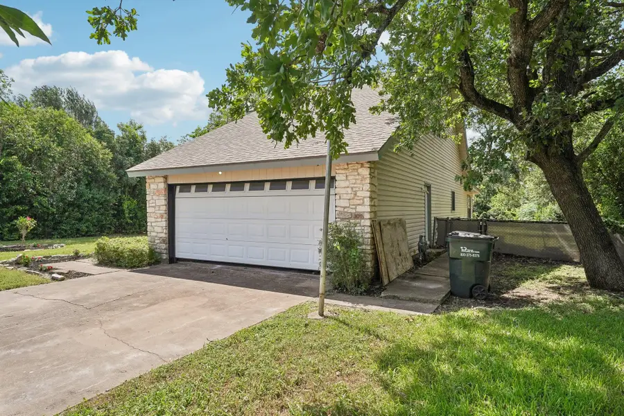 1100 River Bend Dr, Georgetown, TX 78628 - #2