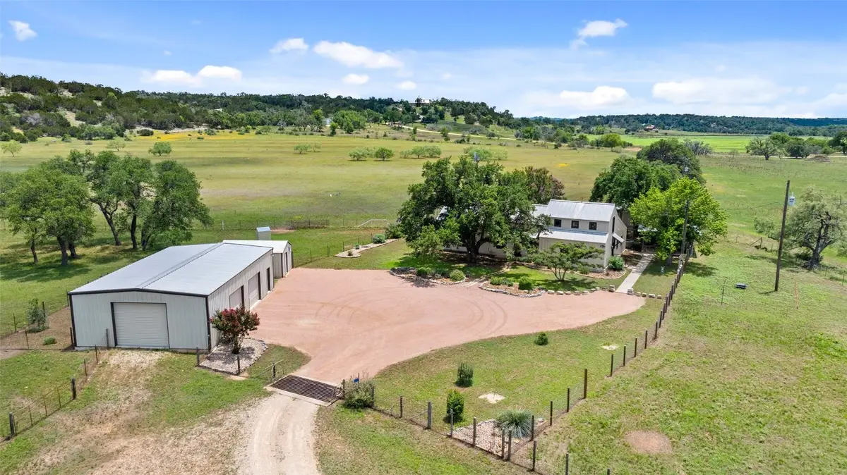 544 Alfred Henke Rd, Fredericksburg, TX 78624 - Image #1