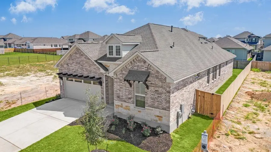 4412 College Square Dr, Round Rock, TX 78665 - Image #2