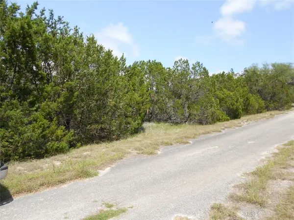 20604 Overland Trl, Lago Vista, TX 78645