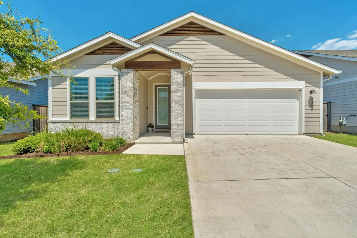 8206 Greyhawk Cv, Austin, TX 78744 - #1